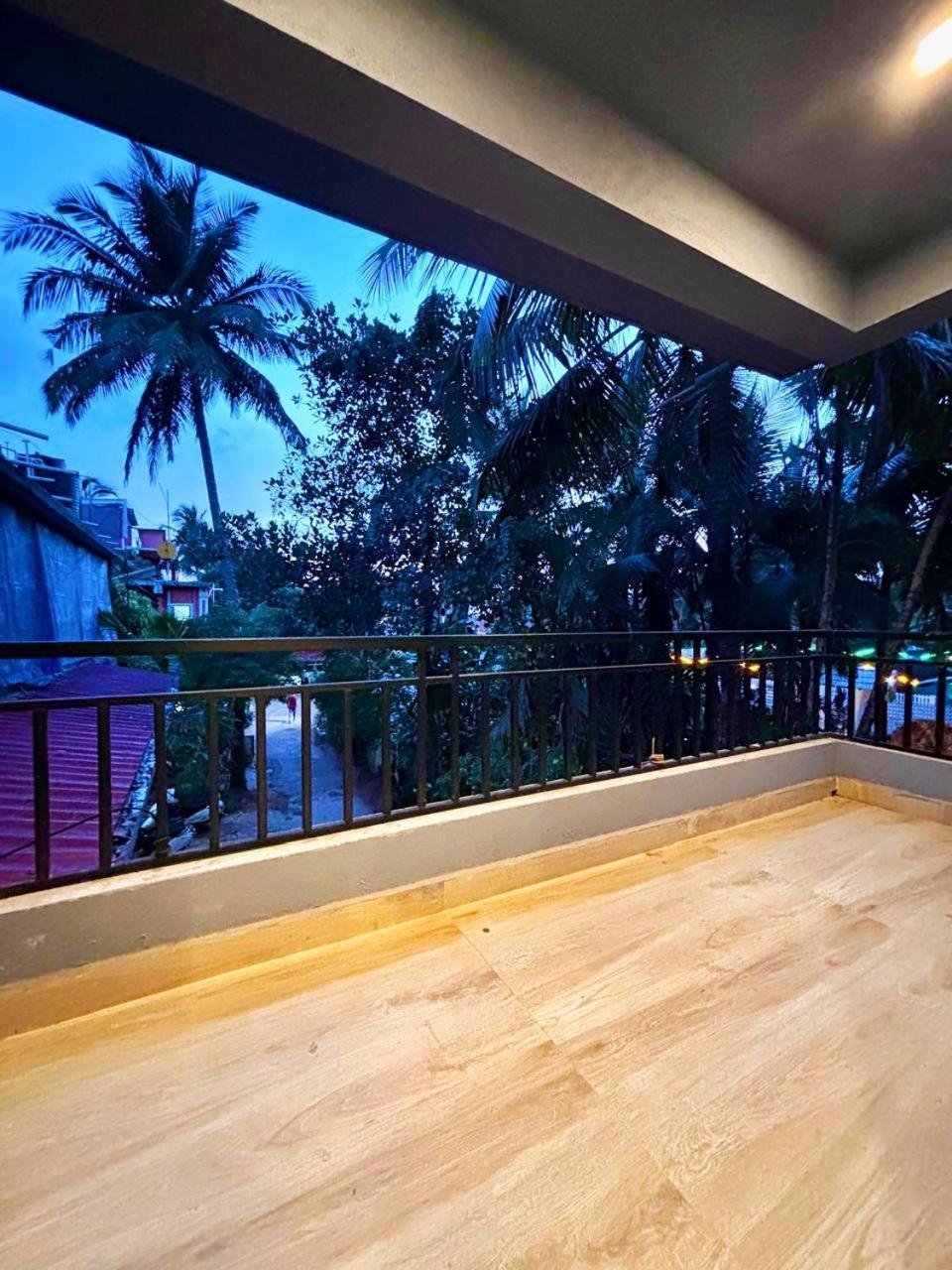 Baga Beach Inn Bagian luar foto