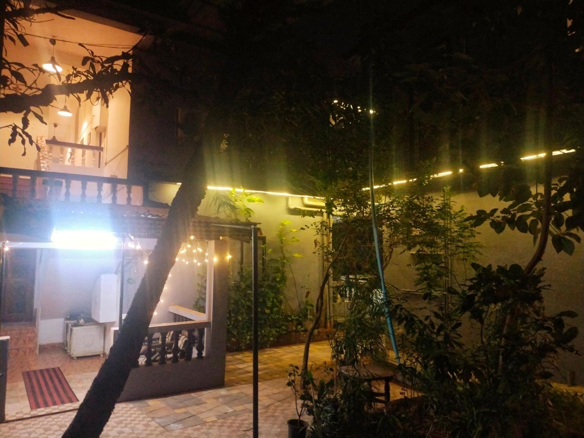 Baga Beach Inn Bagian luar foto